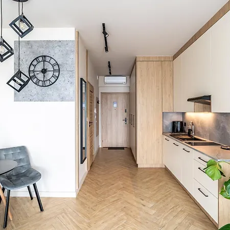 Rentplanet - Zabrska Апартаменты Катовице